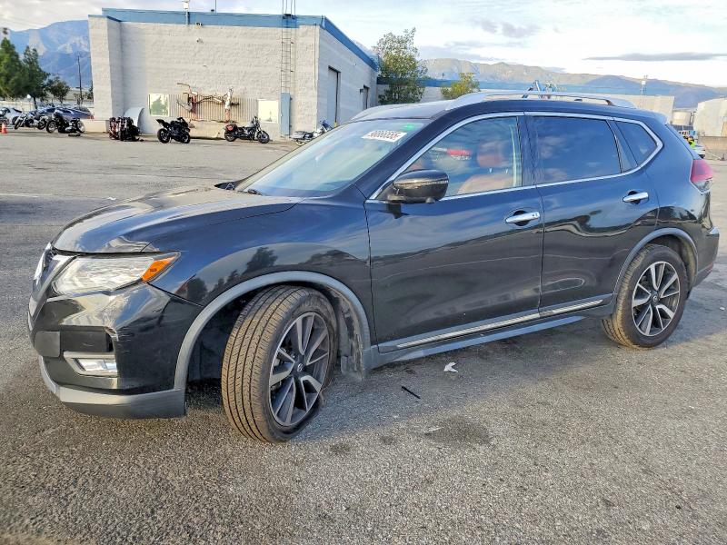 NISSAN ROGUE S 2018 with VIN JN8AT2MT7JW467348 - Photo from auction