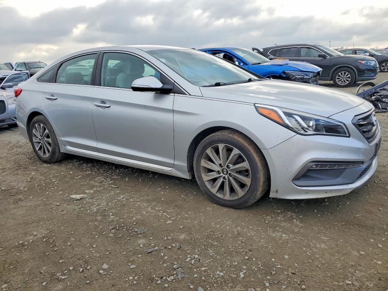 Photo 4 from auction – 2015 HYUNDAI SONATA with VIN 5NPE34AF8FH100933