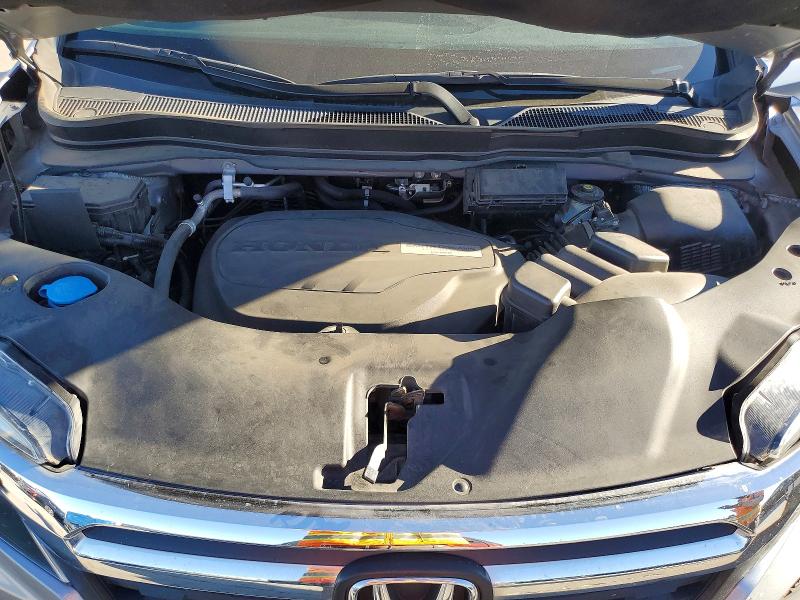 Photo 11 from auction – 2018 HONDA RIDGELINE with VIN 5FPYK3F61JB015921