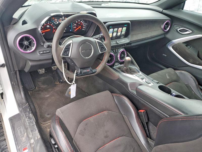 Photo 8 from auction – 2018 CHEVROLET CAMARO with VIN 1G1FJ1R65J0129026