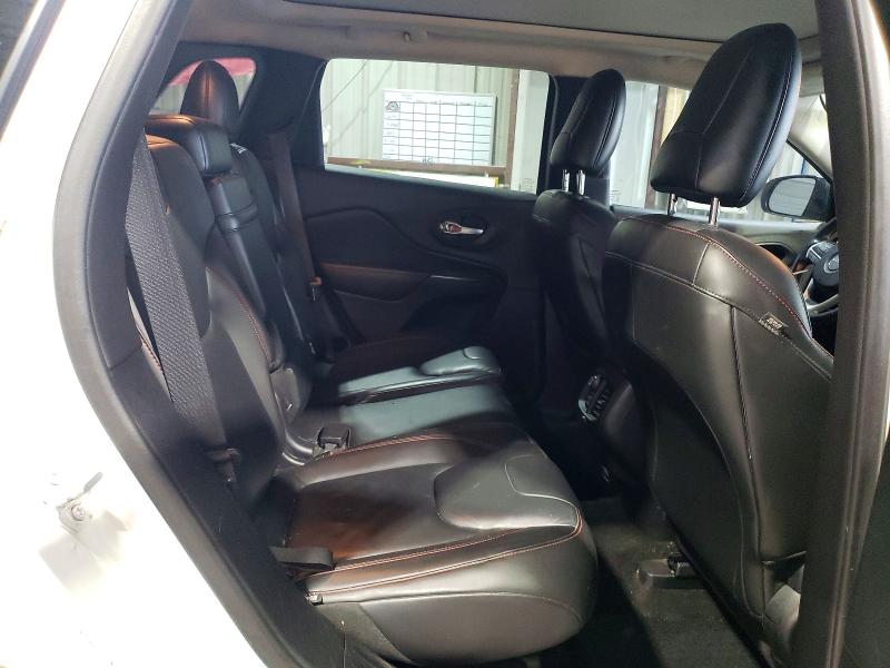 Photo 11 from auction – 2015 JEEP CHEROKEE T with VIN 1C4PJMBS8FW780238
