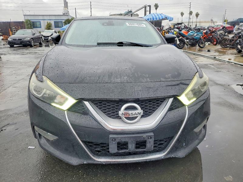 Photo 5 from auction – 2017 NISSAN MAXIMA 3.5 with VIN 1N4AA6AP5HC361904