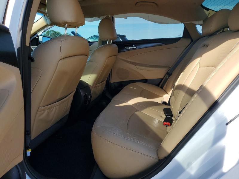 Photo 11 from auction – 2013 HYUNDAI SONATA SE with VIN 5NPEC4AC2DH685883
