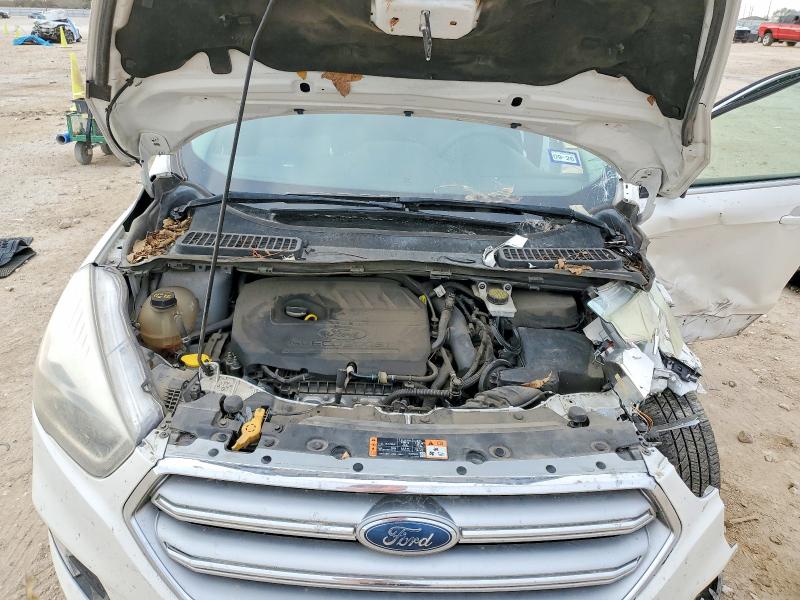 Photo 12 from auction – 2017 FORD ESCAPE SE with VIN 1FMCU0GD5HUC00897