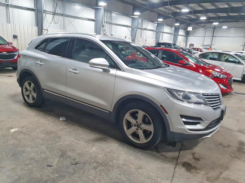 Photo 4 from auction – 2017 LINCOLN MKC with VIN 5LMCJ1D96HUL39870