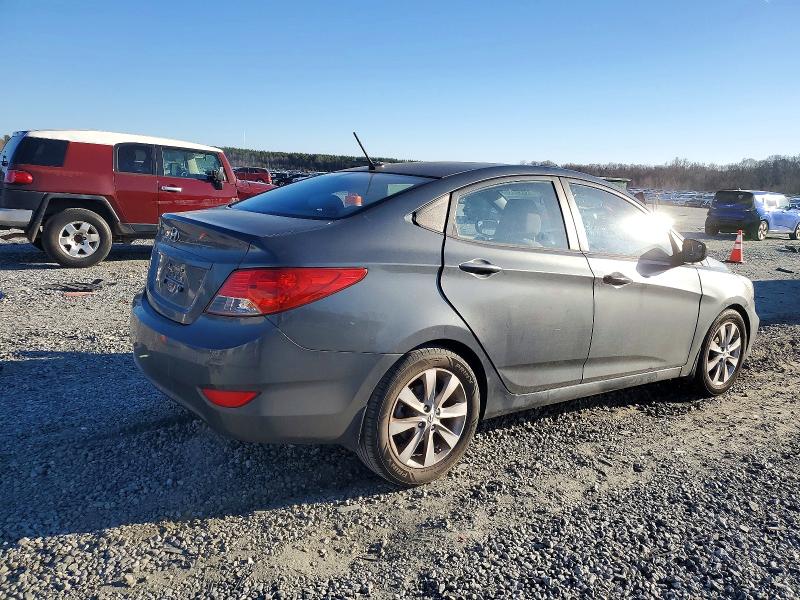 Photo 3 from auction – 2012 HYUNDAI ACCENT GLS with VIN KMHCU4AEXCU100151
