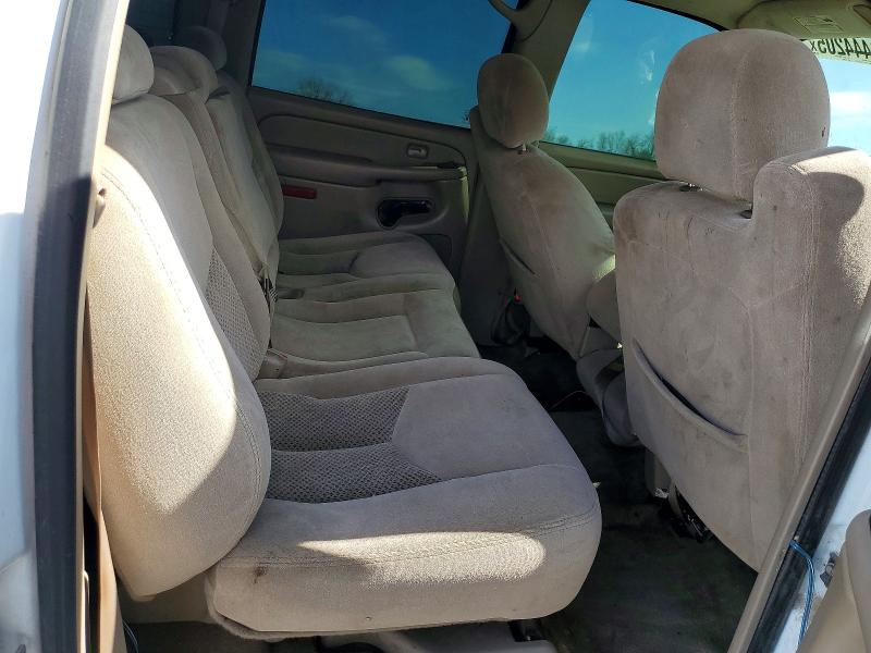 Photo 10 from auction – 2005 CHEVROLET SILVERADO with VIN 2GCEC13T451103930