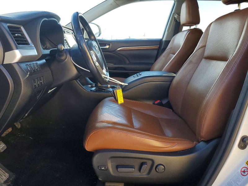 Фото 7 с аукциона – 2018 TOYOTA HIGHLANDER с VIN 5TDDZRFHXJS867462