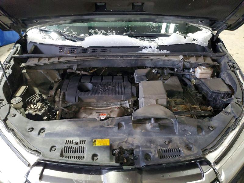 Zdjęcie 12 z aukcji – 2017 TOYOTA HIGHLANDER z VIN 5TDZARFH4HS025949