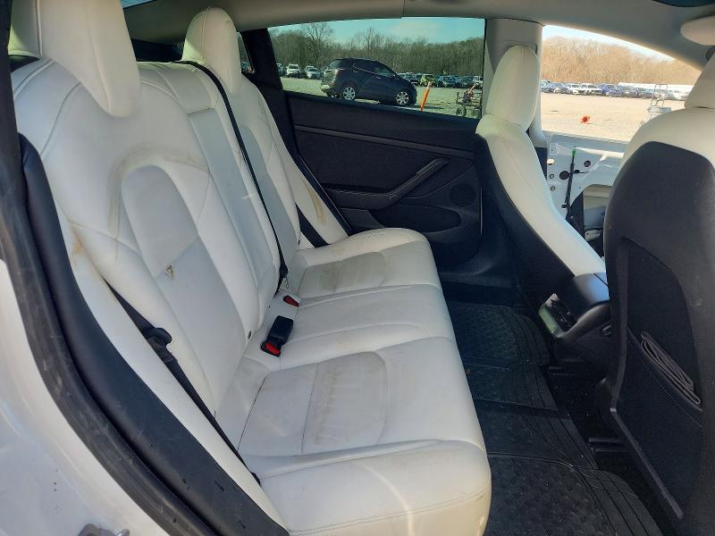 Photo 10 from auction – 2021 TESLA MODEL 3 with VIN 5YJ3E1EA7MF046132
