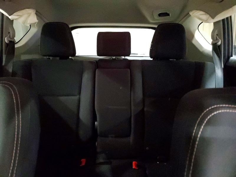 Photo 10 from auction – 2015 TOYOTA RAV4 XLE with VIN JTMRFREV9FJ047593