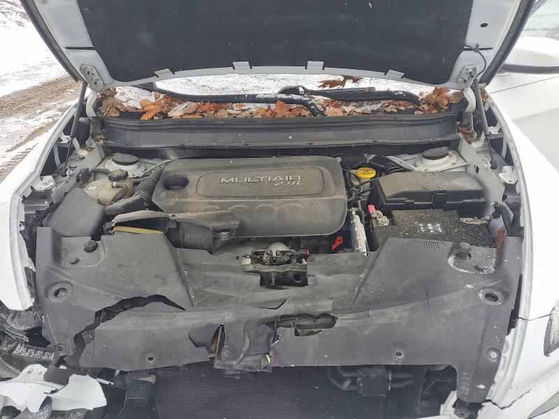 Photo 11 from auction – 2015 JEEP CHEROKEE L with VIN 1C4PJMCB4FW758686