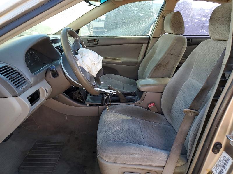 Photo 7 from auction – 2004 TOYOTA CAMRY with VIN 4T1BE32K74U801383