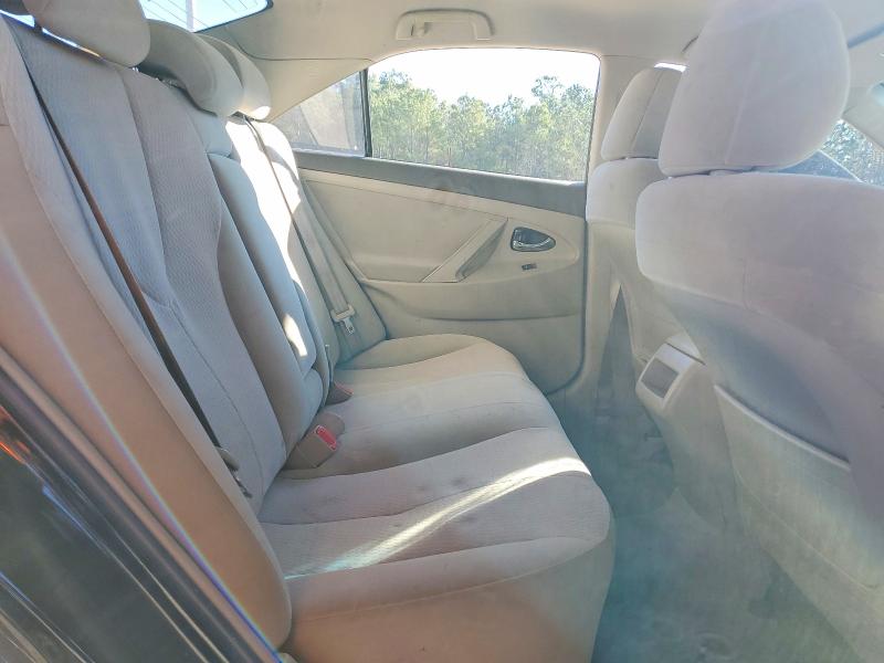 Photo 10 from auction – 2011 TOYOTA CAMRY with VIN 4T1BF3EKXBU123539
