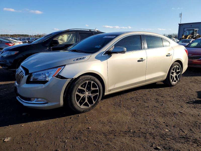 BUICK LACROSSE 2016 with VIN 1G4G45G35GF258372 - Photo from auction