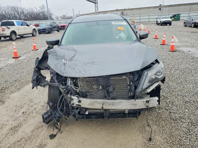 Photo 5 from auction – 2019 NISSAN PATHFINDER with VIN 5N1DR2MM6KC587852