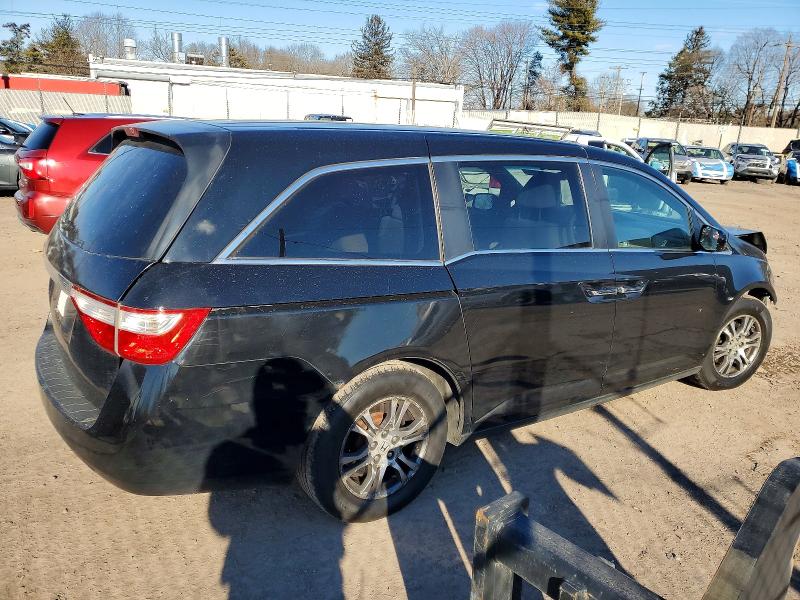 Foto 3 de la subasta – 2011 HONDA ODYSSEY con VIN 5FNRL5H49BB063542