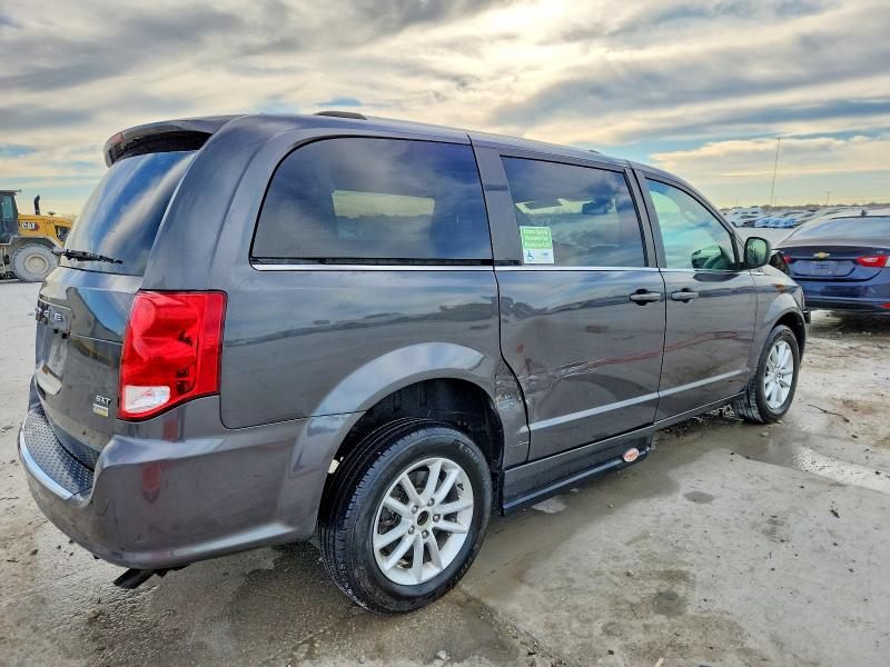 Photo 3 from auction – 2018 DODGE GRAND CARA with VIN 2C4RDGCG2JR327309