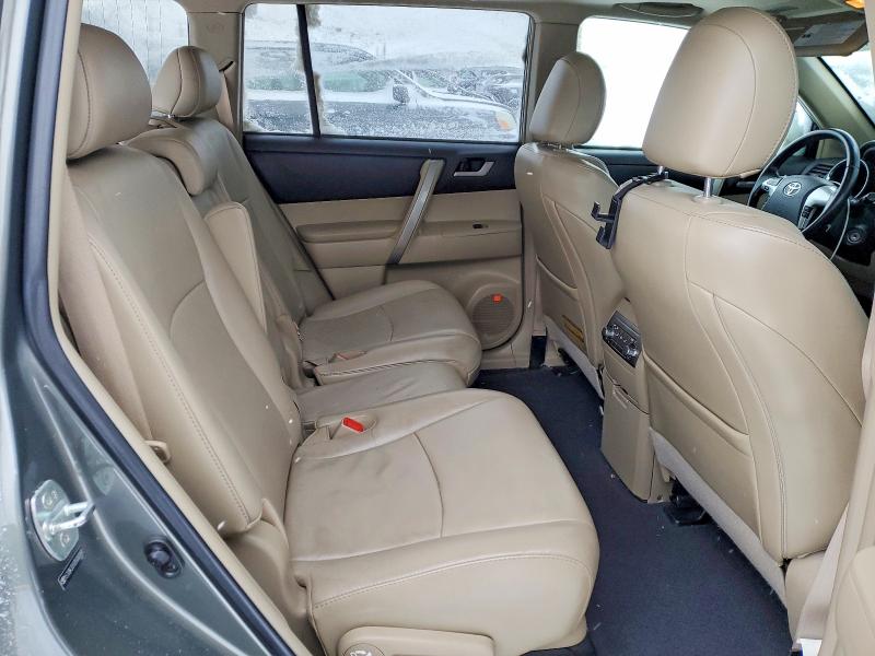 Photo 10 from auction – 2011 TOYOTA HIGHLANDER with VIN 5TDBK3EH2BS060882