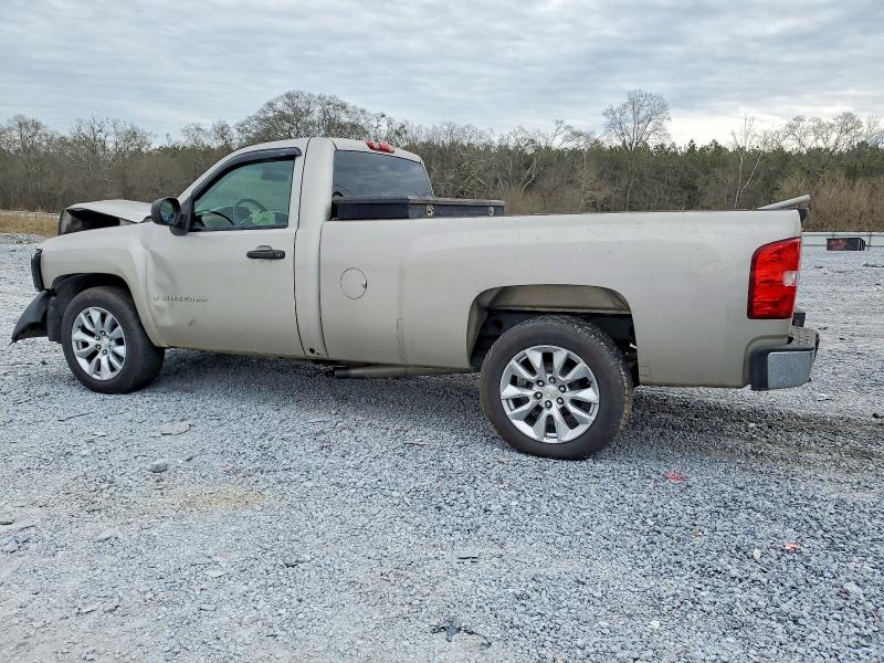 Photo 2 from auction – 2007 CHEVROLET SILVERADO with VIN 1GCEC14097E567253