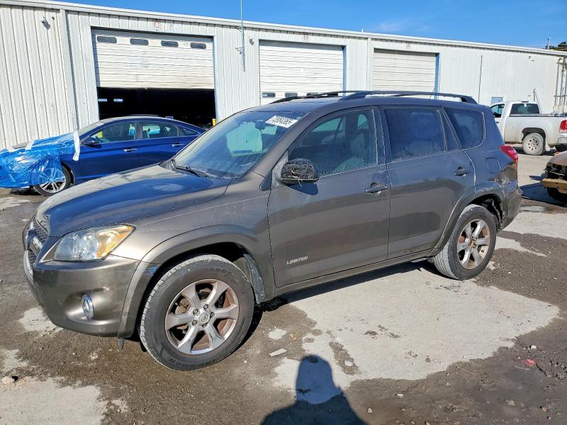 TOYOTA RAV4 LIMIT 2011 с VIN 2T3YF4DV3BW064207 - Снимка от търг