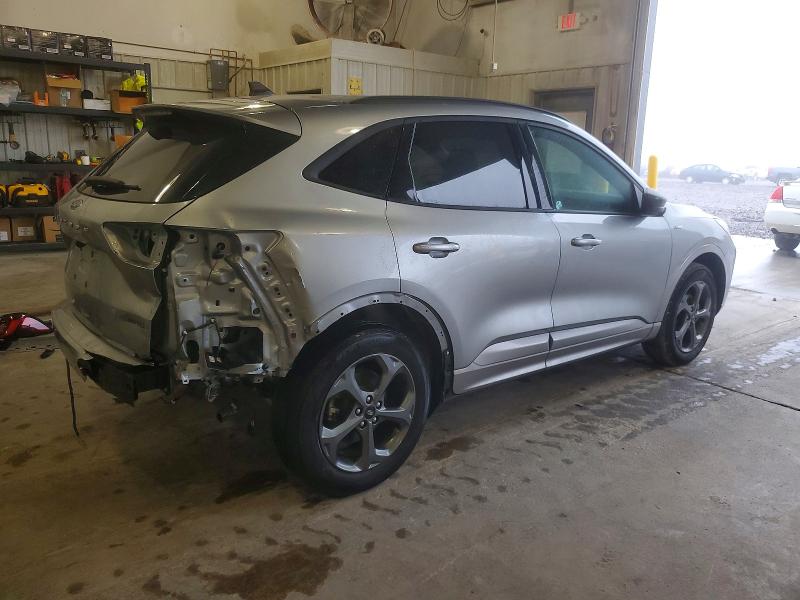 Photo 3 from auction – 2023 FORD ESCAPE with VIN 1FMCU9MN2PUB13376