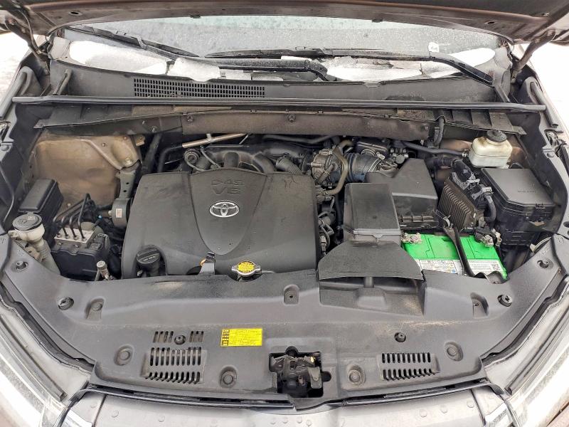 Photo 12 from auction – 2017 TOYOTA HIGHLANDER with VIN 5TDJZRFH2HS449149