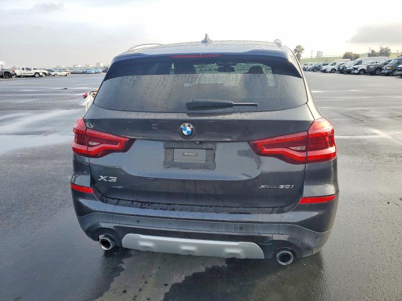 Photo 6 from auction – 2019 BMW X3 XDRIVE3 with VIN 5UXTR9C57KLR06144