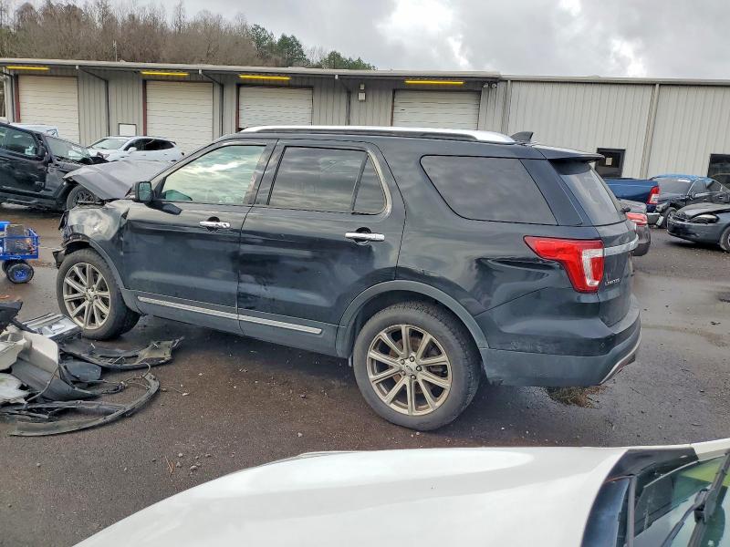 Photo 2 from auction – 2017 FORD EXPLORER L with VIN 1FM5K8F88HGC68241