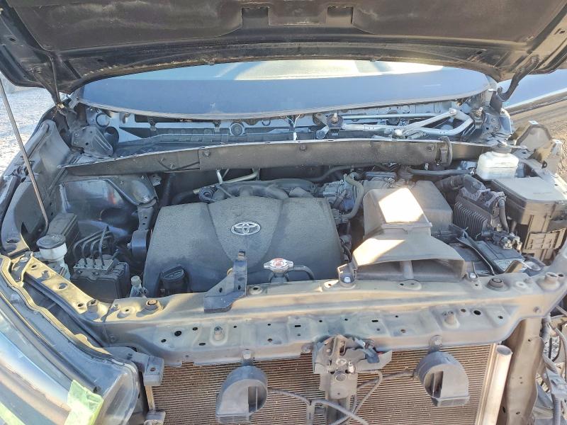 Photo 12 from auction – 2019 TOYOTA HIGHLANDER with VIN 5TDJZRFH3KS598905