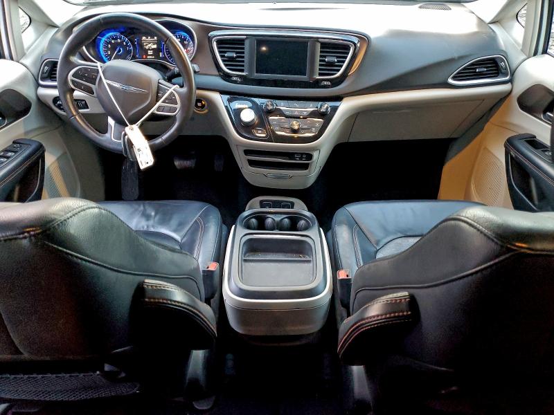 Photo 8 from auction – 2018 CHRYSLER PACIFICA T with VIN 2C4RC1BG7JR124059