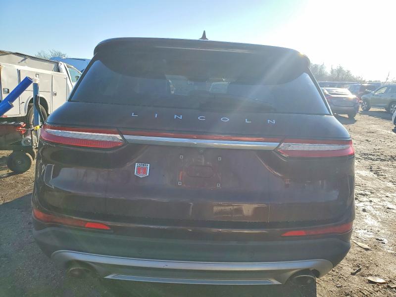 Photo 6 from auction – 2021 LINCOLN CORSAIR with VIN 5LMCJ1D90MUL13291