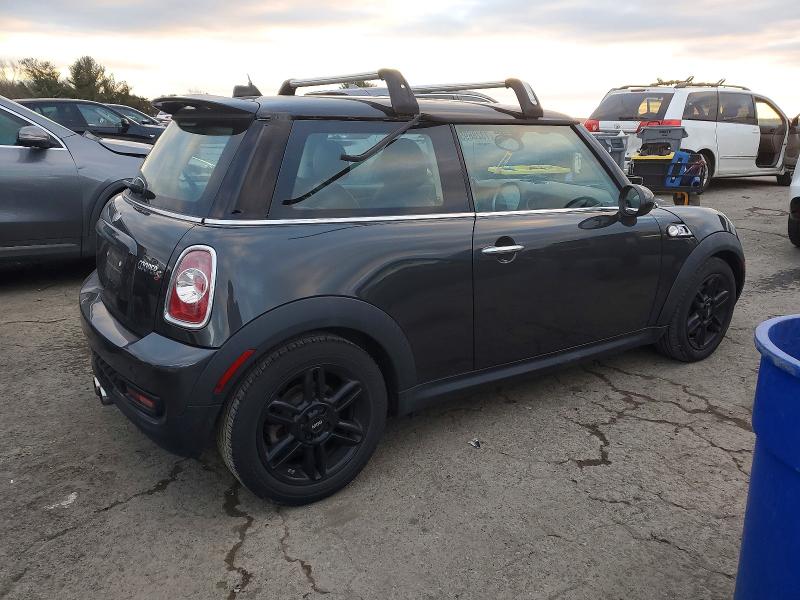Photo 3 from auction – 2013 MINI COOPER S with VIN WMWSV3C58DT389734