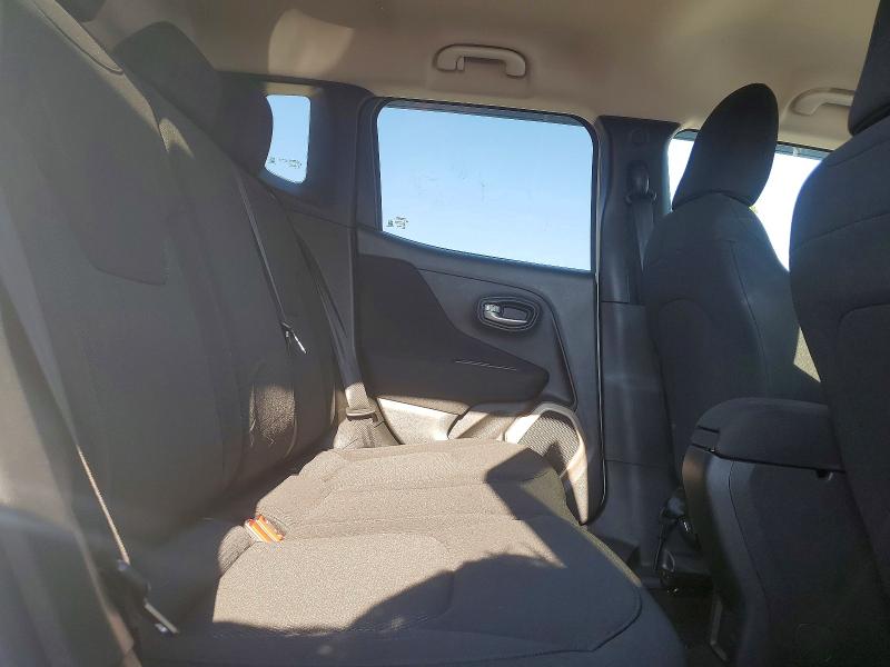 Photo 11 from auction – 2017 JEEP RENEGADE S with VIN ZACCJAAB2HPG07474