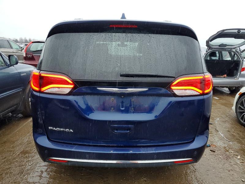 Photo 6 from auction – 2017 CHRYSLER PACIFICA T with VIN 2C4RC1EG9HR752212