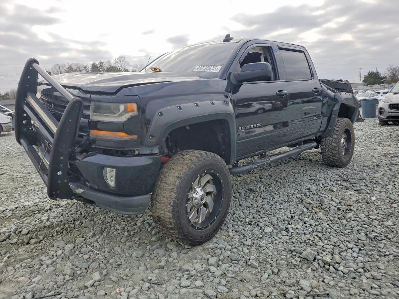 CHEVROLET SILVERADO 2016 with VIN 3GCUKREC6GG266549 - Photo from auction
