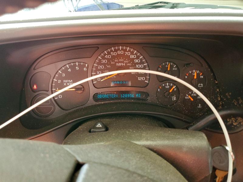 Photo 9 from auction – 2005 CHEVROLET SILVERADO with VIN 2GCEK13T051300970