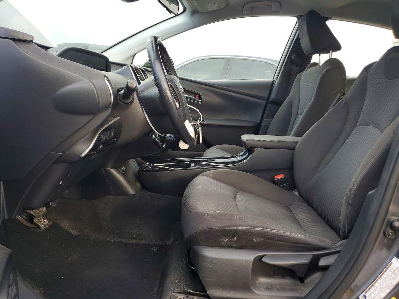Photo 7 from auction – 2018 TOYOTA PRIUS PRIM with VIN JTDKARFP5J3076506