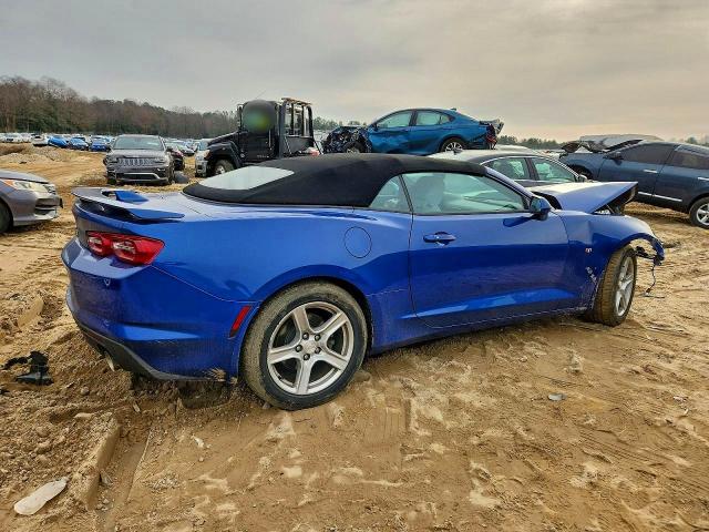 Photo 3 from auction – 2019 CHEVROLET CAMARO with VIN 1G1FB3DX0K0154667