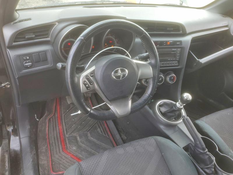 Photo 8 from auction – 2011 TOYOTA SCION TC with VIN JTKJF5C70B3008389