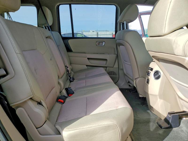 Photo 11 from auction – 2014 HONDA PILOT EX with VIN 5FNYF3H45EB023163