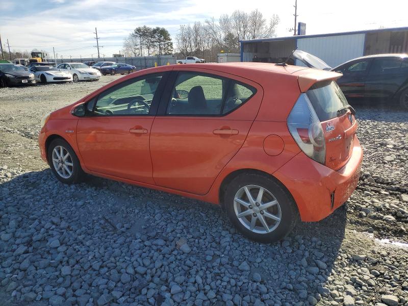 Photo 2 from auction – 2012 TOYOTA PRIUS C with VIN JTDKDTB39C1015410