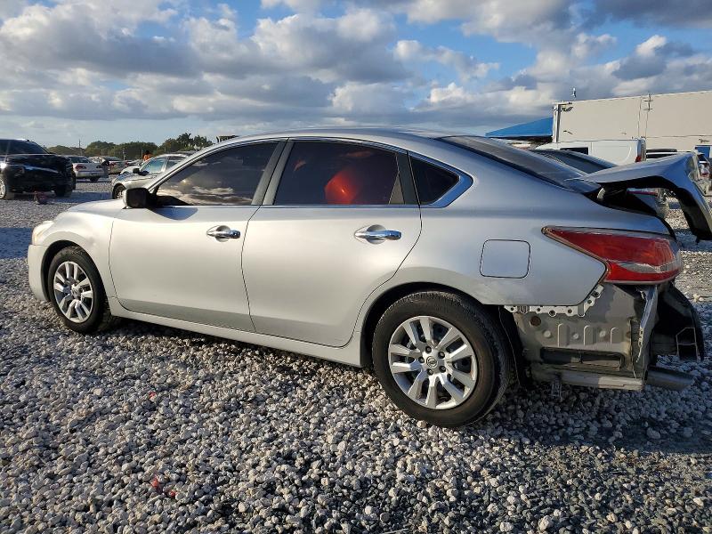Photo 2 from auction – 2013 NISSAN ALTIMA with VIN 1N4AL3AP1DC270390