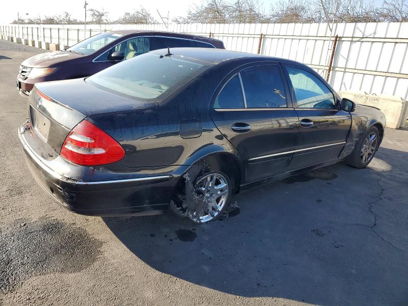 Photo 3 from auction – 2004 MERCEDES-BENZ E320 with VIN WDBUF65J04A486506