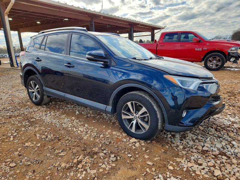 Photo 4 from auction – 2017 TOYOTA RAV4 XLE with VIN 2T3WFREV9HW377077
