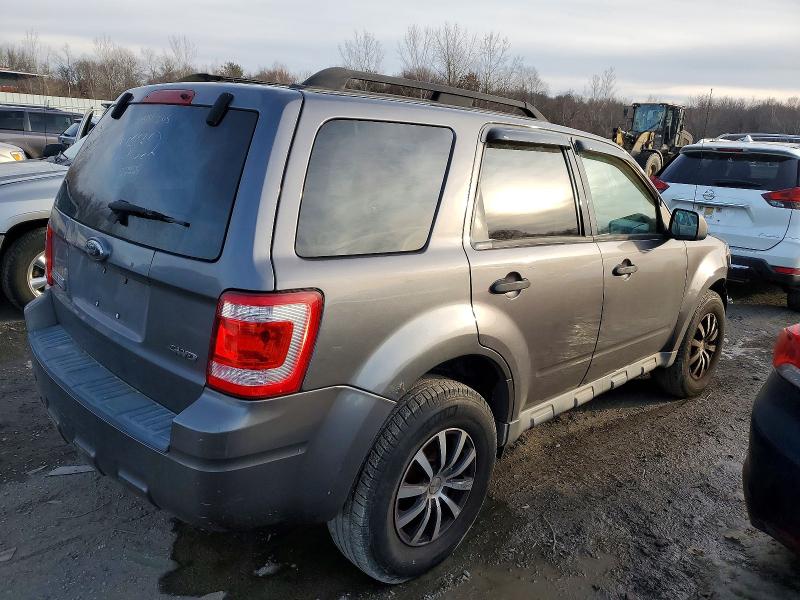 Photo 3 from auction – 2009 FORD ESCAPE XLT with VIN 1FMCU93G19KC30254