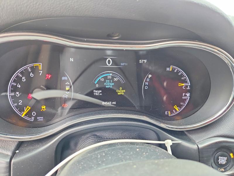 Photo 9 from auction – 2019 JEEP GRAND CHER with VIN 1C4RJEBG0KC776240