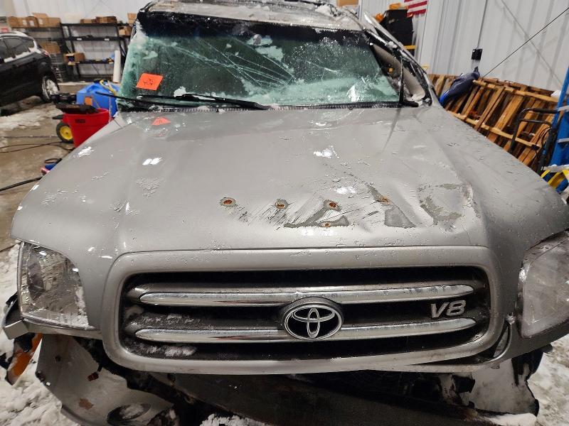 Photo 12 from auction – 2002 TOYOTA SEQUOIA LI with VIN 5TDBT48A92S137104