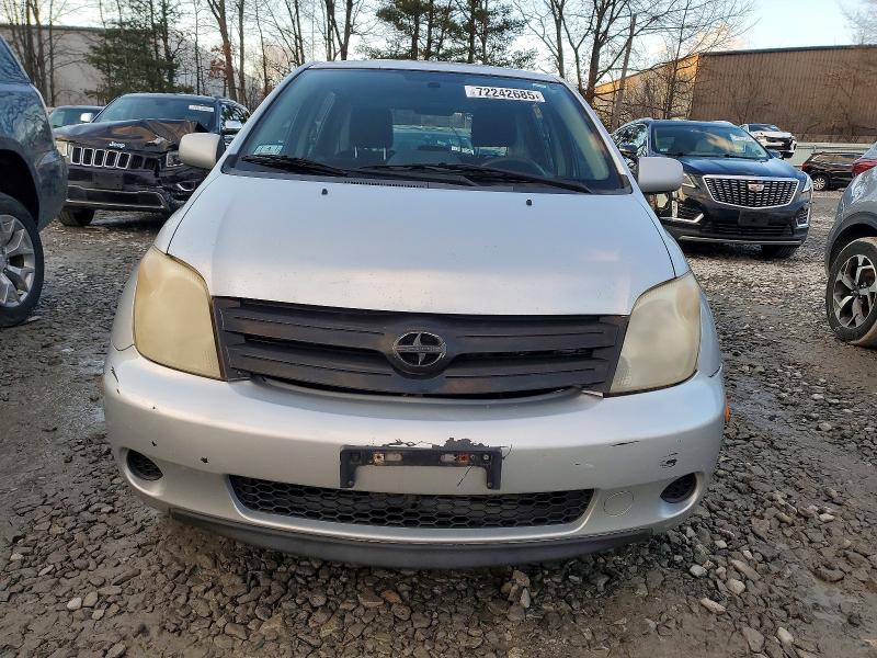Photo 5 from auction – 2004 TOYOTA SCION XA with VIN JTKKT604440065552