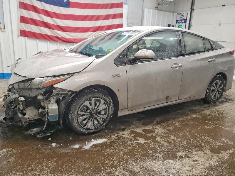 TOYOTA PRIUS PRIM 2017 with VIN JTDKARFP1H3042993 - Photo from auction